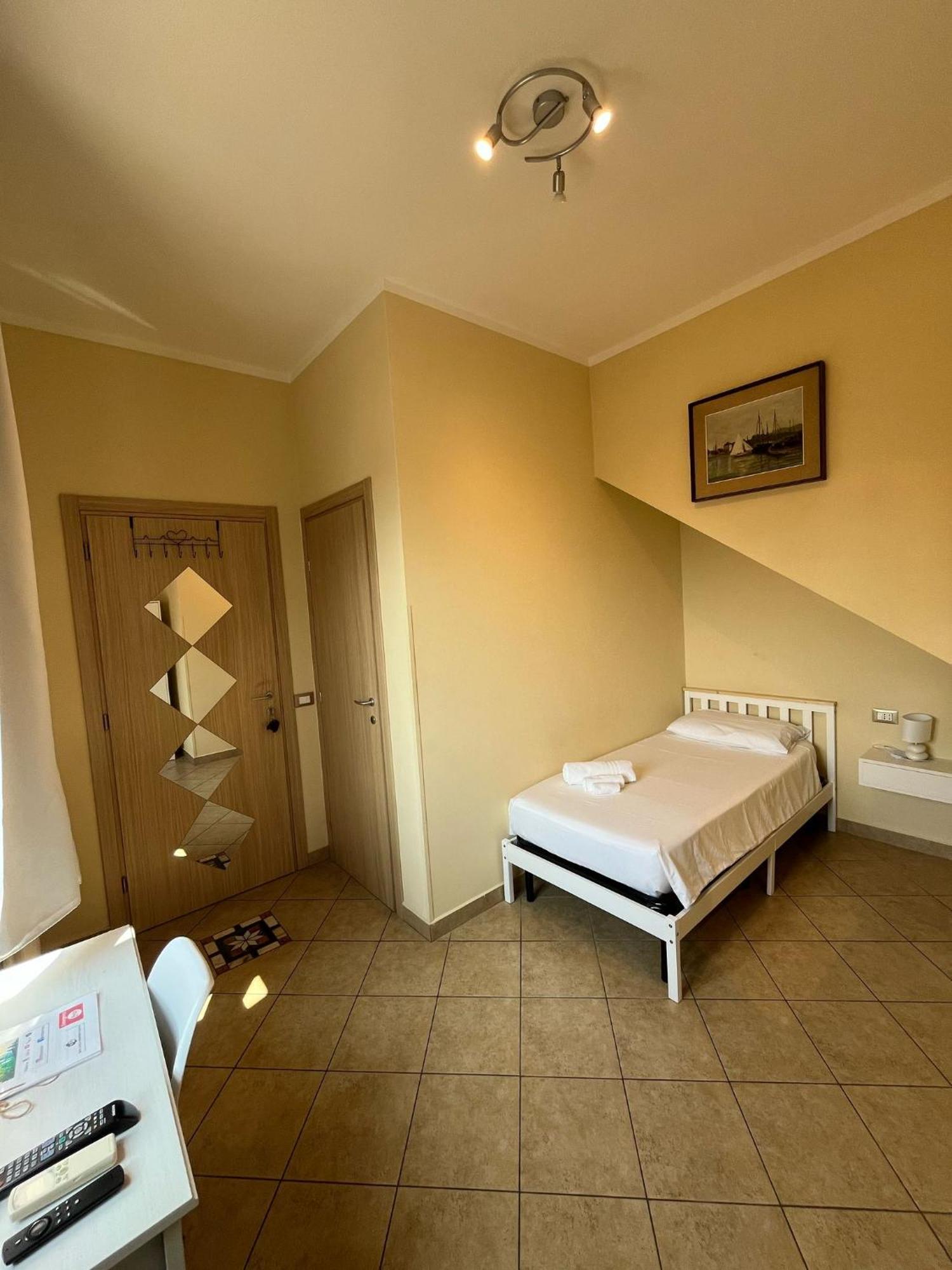 B&B Garzola Ossuccio Ngoại thất bức ảnh
